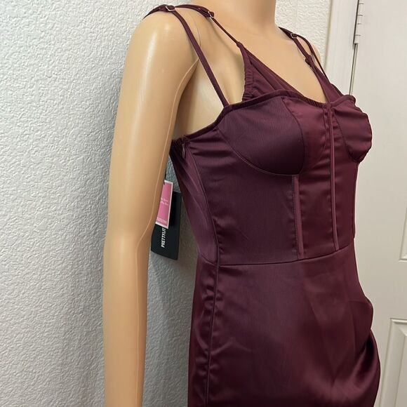 Pretty Little Thing Woman’s Dress Sz 4 Burgundy Strappy Corset Ruched Bodycon - Picture 4 of 12